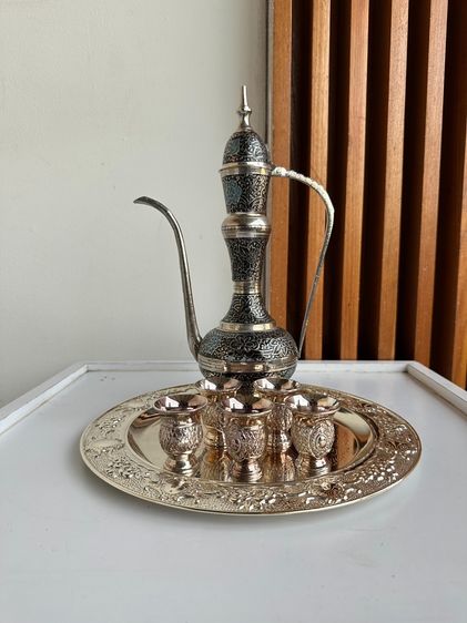 อื่นๆ ชุดกาน้ำชา สไตล์ตุรกี ถาดเหล็ก ตัวกาและถ้วยน้ำชาทองเหลืองชุปฉลุลาย