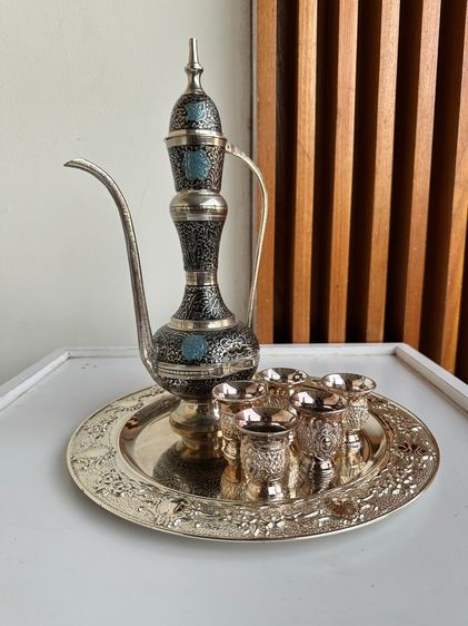 ชุดกาน้ำชา สไตล์ตุรกี ถาดเหล็ก ตัวกาและถ้วยน้ำชาทองเหลืองชุปฉลุลาย รูปที่ 2
