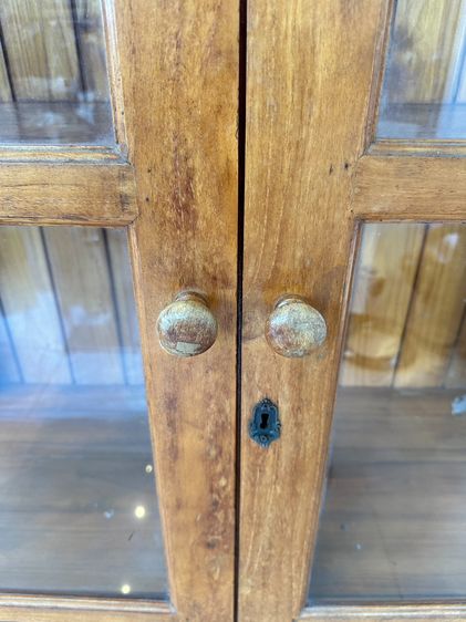 ตู้โชว์ไม้สัก 2 บานเปิด สไตล์วินเทจ รูปที่ 10