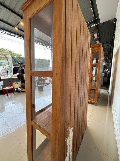 ตู้โชว์ไม้สัก 2 บานเปิด สไตล์วินเทจ รูปที่ 3