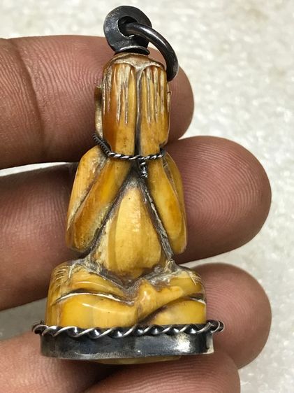 พระปิดตาเขี้ยวแกะ หลวงพ่อเดิม วัดหนองโพ นครสวรรค์สวยเดิมเก่าเก็บพร้อมเลี่ยมกระเช้าเงินเดิมๆแบบโบราณ