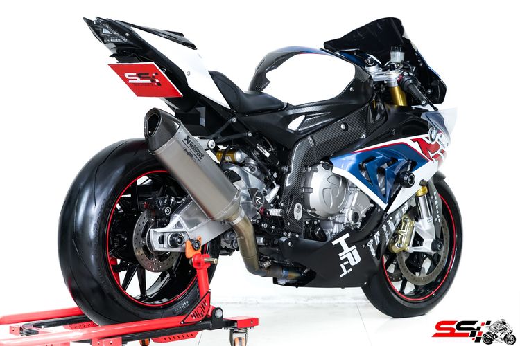 BMW S1000RR สีไตร ปี2018 ท่อฟูล AKRAPOVIC HP ไทเทเนี่ยม และของแต่งอื่นๆอีกเพียบ Carbonแท้ทั้งคัน รูปที่ 5
