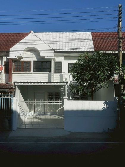 ขายทาวน์เฮาส์2ชั้น ปรับปรุงใหม่ทั้งหลัง