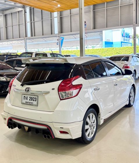 Toyota Yaris 2016 1.2 G Sedan เบนซิน ไม่ติดแก๊ส เกียร์อัตโนมัติ ขาว รูปที่ 4