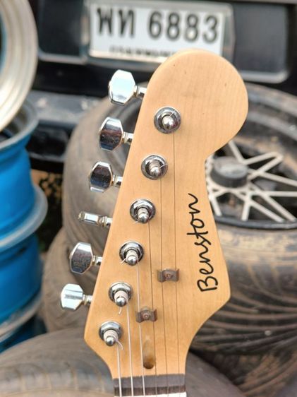 กีตาร์ไฟฟ้าถูกๆ รูปที่ 4