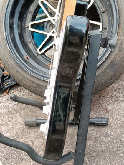 กีตาร์ไฟฟ้าถูกๆ รูปที่ 9