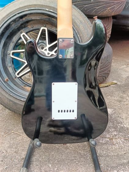 กีตาร์ไฟฟ้าถูกๆ รูปที่ 7