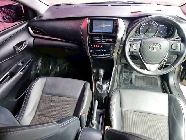 Toyota Yaris ATIV 2021 1.2 E Sedan เบนซิน เกียร์อัตโนมัติ เทา รูปที่ 3