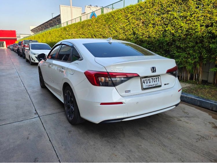 Honda Civic 2022 2.0 eHEV EL+ Sedan ไฮบริด เกียร์อัตโนมัติ ขาว รูปที่ 4