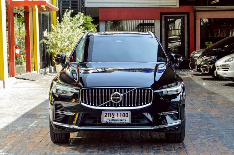 Volvo XC60 2022 2.0 RechargeT8 Inscription AWD Utility-car ปลั๊กอินไฮบริด (PHEV) ไม่ติดแก๊ส เกียร์อัตโนมัติ ดำ รูปที่ 2