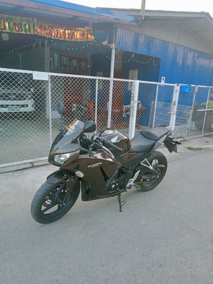 มอเตอร์ไซค์ honda CBR 300 r รูปที่ 5