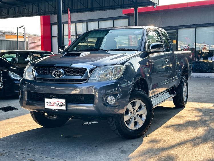 รถ Toyota Hilux Vigo 3.0 E Prerunner สี เทา