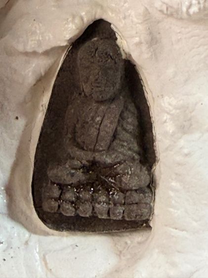 พระบูชาเมืองสงขลา  บางองค์   พระบูชารุ่นแรกหลวงพ่อจำเนียน สำนักสงฆ์ต้นเลียบ ปี 2539 (หน้า ตัก 6 นิ้ว) จ.สงขลา รุ่นแรก หายาก     รูปที่ 9