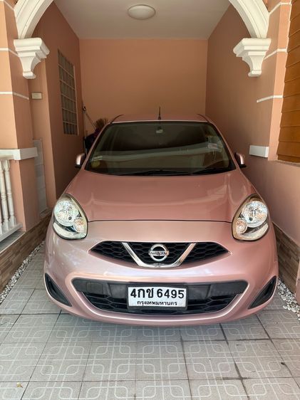 รถ Nissan March 1.2 EL สี ชมพู
