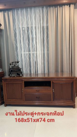 ตู้วางทีวี, โต๊ะ