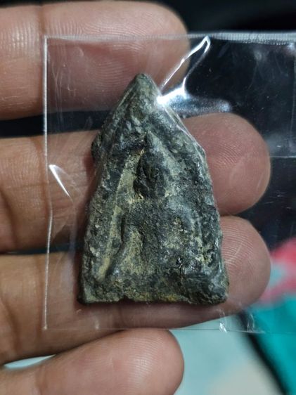 พระสุพรรณข้างขีด กรุวัดพระศรีรัตนมหาธาตุสุพรรณบุรี  รูปที่ 3