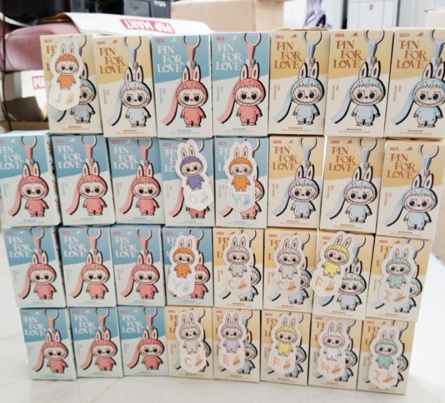 Labubu Mini V4 มือ1 รูปที่ 3