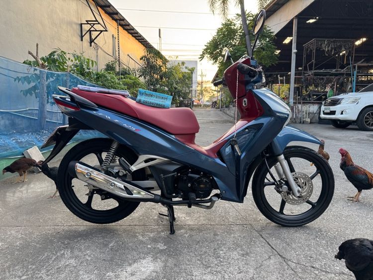 HONDA WAVE 125 รุ่นล้อแม็กซ์สตาร์ทมือ สภาพรถเดิมๆเครื่องดีมากสีสวยมากต้องมาดูของจริงมีสถานที่ให้ทดลองขับขี่ก่อนซื้อ รูปที่ 3
