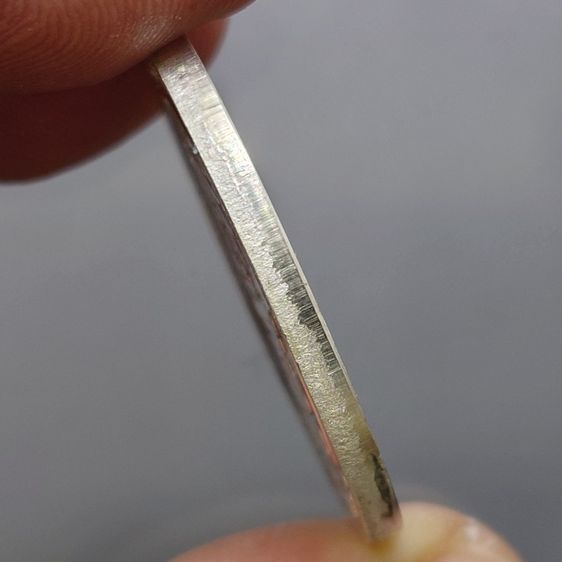 เหรียญรัชกาลที่ 5 หลัง จปร. เนื้อเงิน ที่ระลึกสภาการศึกษามหามกุฏราชวิทยาลัย พิธีมหาพุทธาภิเษกใหญ่ วัดบวรนิเวศวิหาร ปี 2536 บล๊อกกษาปณ์ สภาพส รูปที่ 3