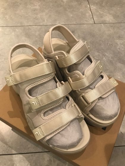 fila disruptor 27 cm ของใหม่