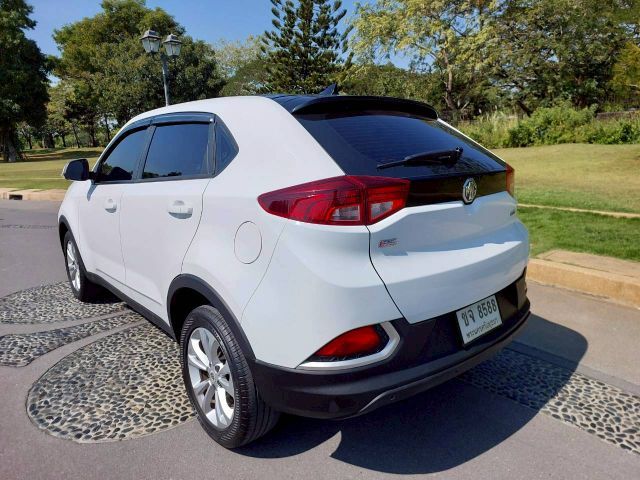 MG GS 2017 1.5 TX Utility-car เบนซิน ไม่ติดแก๊ส เกียร์อัตโนมัติ ขาว รูปที่ 2