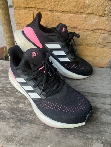 รองเท้ากีฬา Adidas รูปที่ 3