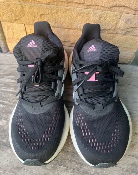 รองเท้ากีฬา Adidas รูปที่ 2