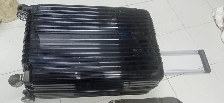 กระเป๋าล้อลากใบใหญ่ สีดำ รูปที่ 9