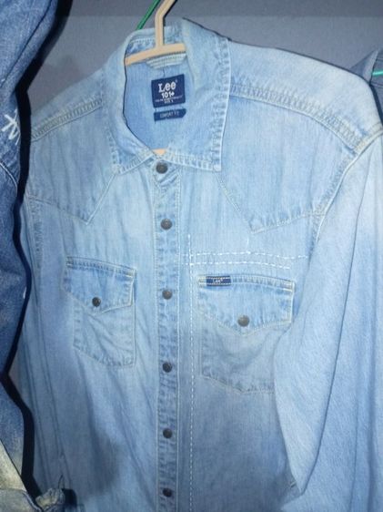 อื่นๆ M Playboy ขายเสื้อยีนส์​แขนยาวมือสองของแท้เเละสภาพดีมากๆ