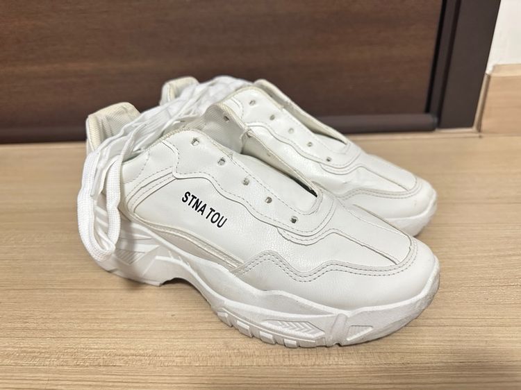 รองเท้ามือสอง เจ้าของขายเอง