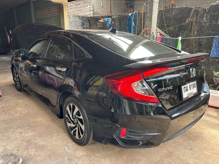 Honda Civic 2018 1.8 EL i-VTEC Sedan เบนซิน ไม่ติดแก๊ส เกียร์อัตโนมัติ ดำ รูปที่ 4