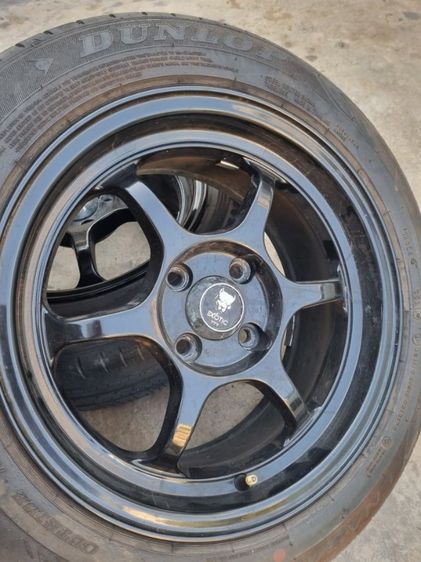 ล้อเบา15" 4รู100(Flow froming)เทินแม็กเก่า(เพิ่ม 2,500 )พร้อมซิ่ง Vios Jazz City Yaris Swift รถ 4 รู 100 ได้ทุกรุ่น แม็กเดิมไม่ดุ้งไม่คดไม่แตกไม่ร้าวไม่เคยซ่อม แถมยาง(ดอกหนา)ปี21 พร้อมใช้งานครับ รูปที่ 3