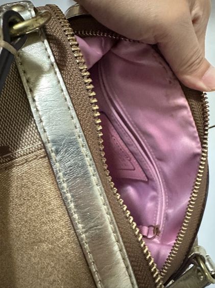 กระเป๋า coach มือสอง ของแท้ รูปที่ 6