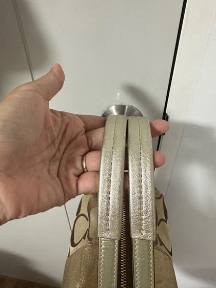 กระเป๋า coach มือสอง ของแท้ รูปที่ 5