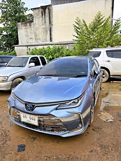 รถ Toyota Altis 1.8 Hybrid High สี เทา