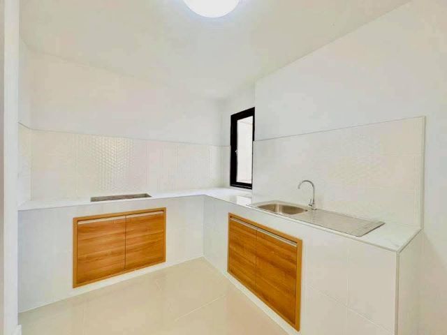 มีบางส่วน บ้านเดี่ยว รีโนเวทใหม่พร้อมอยู่ บางแสน  รูปที่ 3