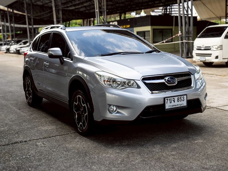 รถ Subaru XV 2.0 4WD สี บรอนซ์เงิน
