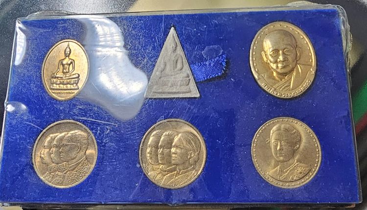 พระชุดสมเด็จพระญาณสังวร วัดบวรนิเวศวิหาร ปี 2529 รูปที่ 3