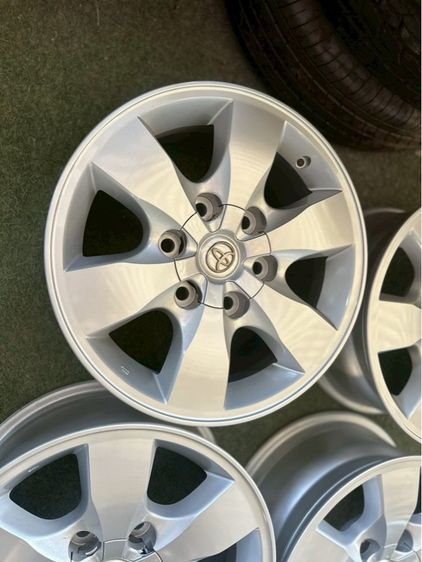 ขายล้อแม็กซ์ Toyota Vigo ขอบ16 6รู139 สีสวย ไม่มีดุ้ง ไม่มีคด รูปที่ 4