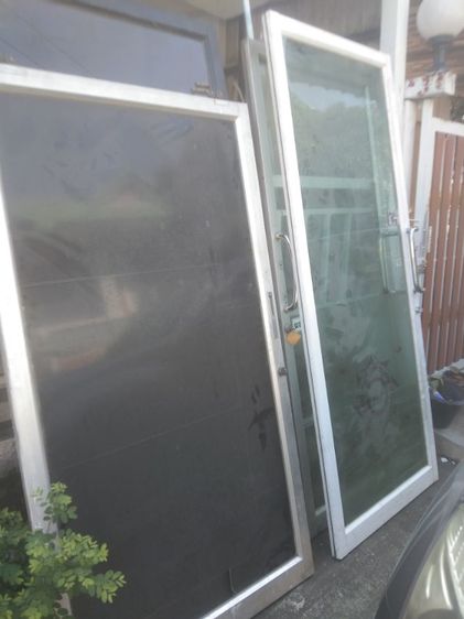 ขายประตูกระจกอลูมิเนียมบานละ 1,000 รูปที่ 2