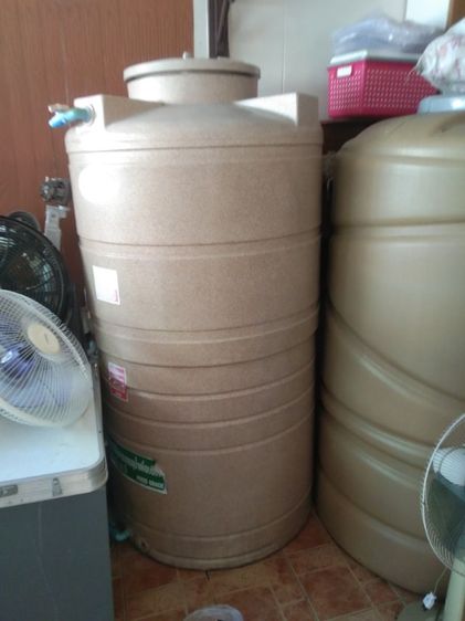 ขายถังเก็บน้ำขนาด 1,000 ลิตรใบละ 2,000 บาท