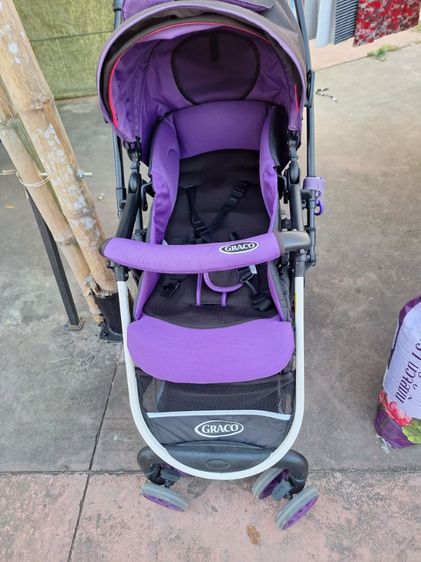 รถเข็นเด็ก