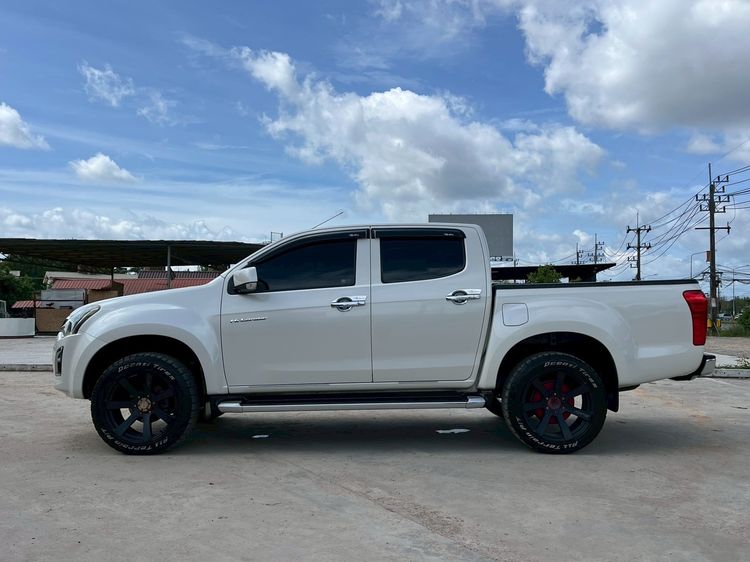 Isuzu D-MAX 2016 1.9 Hi-Lander Z Pickup ดีเซล ไม่ติดแก๊ส เกียร์ธรรมดา ขาว รูปที่ 4