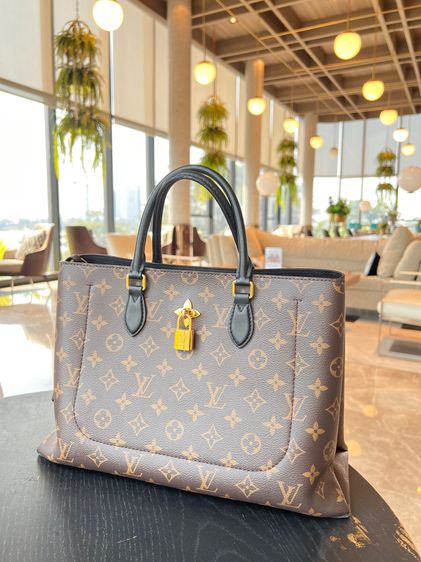 Louis Vuitton อื่นๆ หญิง น้ำตาล (ส่งต่อ) ของแท้  LV Flower Tote Monogram Brown พร้อมใบเสร็จและสายยาว สภาพสวยมาก