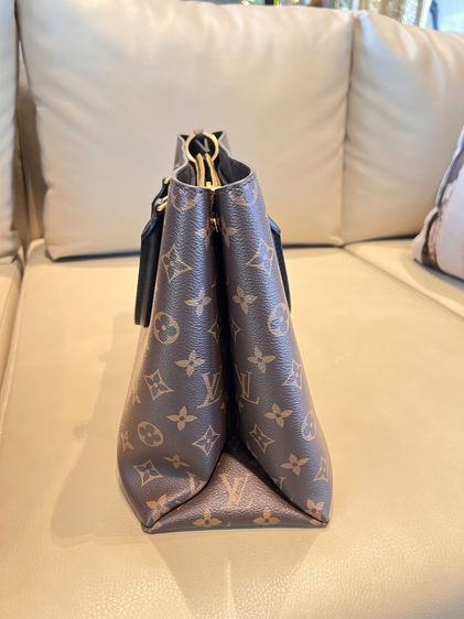 (ส่งต่อ) ของแท้  LV Flower Tote Monogram Brown พร้อมใบเสร็จและสายยาว สภาพสวยมาก รูปที่ 4