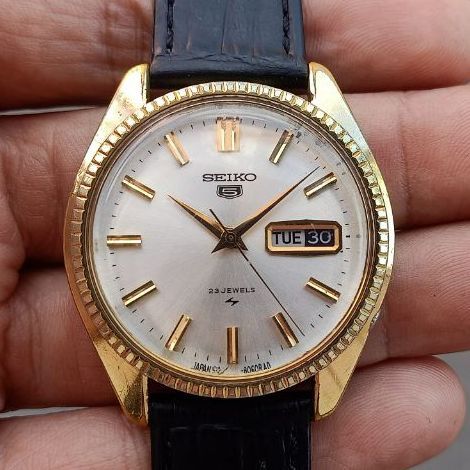 ทอง Seiko 5 Vintage 5126-8050