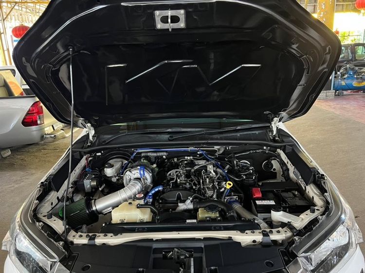 Toyota Hilux Revo 2022 2.4 Z Edition Entry Pickup ดีเซล ไม่ติดแก๊ส เกียร์ธรรมดา ขาว รูปที่ 2