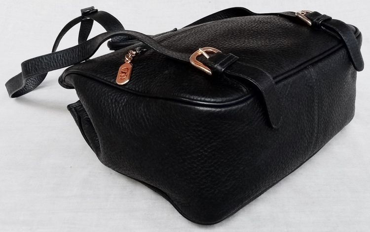 Valentino Garavani หนังแท้ รูปที่ 9