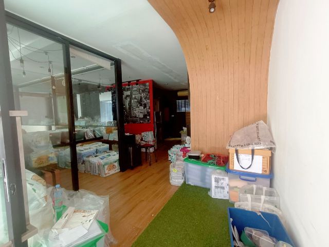 Noble Development มีบางส่วน 2017 ใช่ ทาวน์โฮม4ชั้น  พระราม9  รูปที่ 2