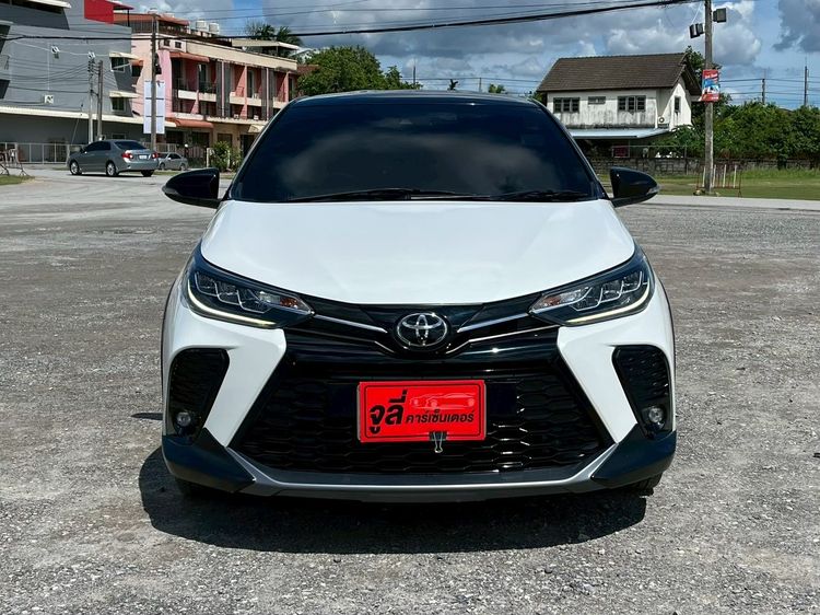 Toyota Yaris 2021 1.2 Sport Premium X Sedan เบนซิน ไม่ติดแก๊ส เกียร์อัตโนมัติ ขาว รูปที่ 3